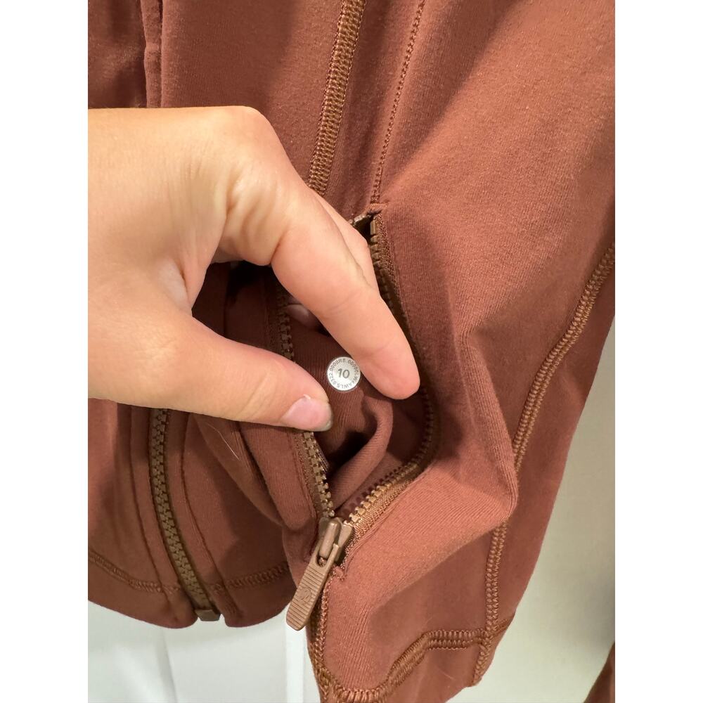 Lululemon Define Jacket Roasted Brown Size 10 EUC - Picture 3 of 5